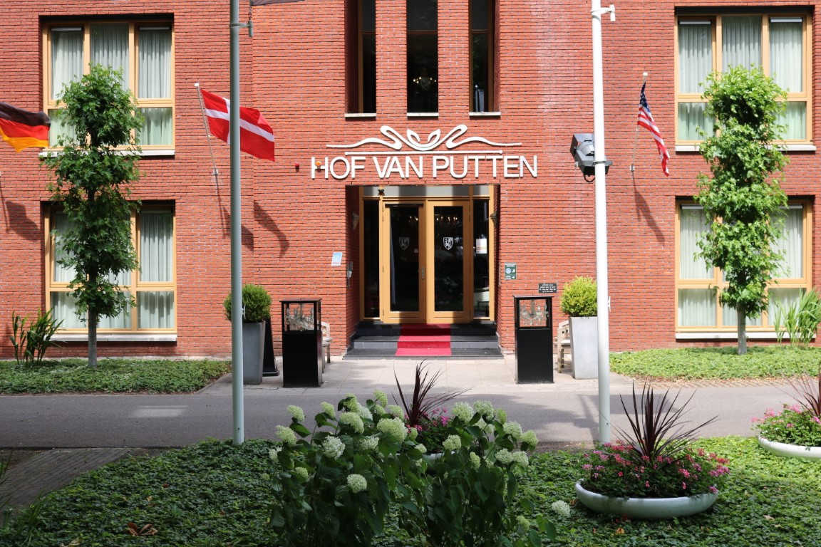 Unieke locatie op de Veluwe Hotel Hof van Putten Unieke locatie op de Veluwe Hotel Hof van Putten