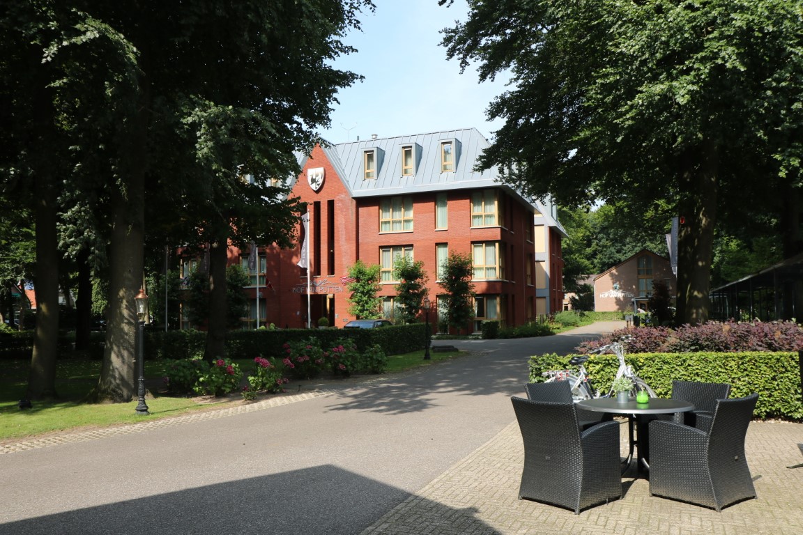 Hof van Putten - Image1